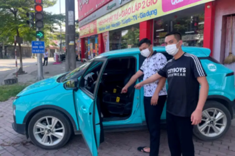 Khởi tố hai đối tượng tổ chức bay lắc trên taxi đang chạy