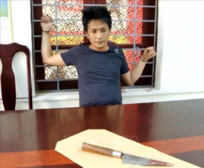 Khởi tố đối tượng gây thương tích cho Trưởng Công an khi làm nhiệm vụ