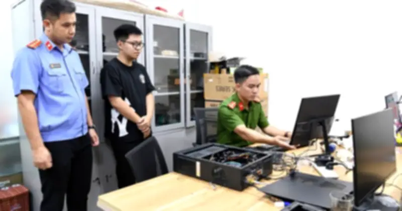Khởi tố vụ án phần mềm lậu đầu tiên: Hàng trăm máy tính vi phạm bị phát hiện