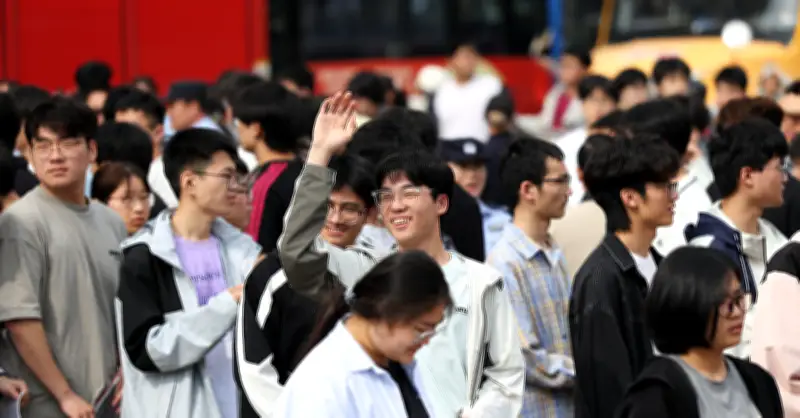 Không ai đỗ đại học dễ dàng: Bộ Giáo dục cảnh báo dịch vụ đoán đề