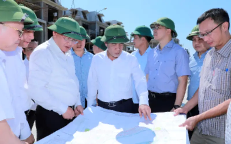 Không hợp pháp hóa sai phạm, xử lý dứt điểm các dự án tồn đọng kéo dài