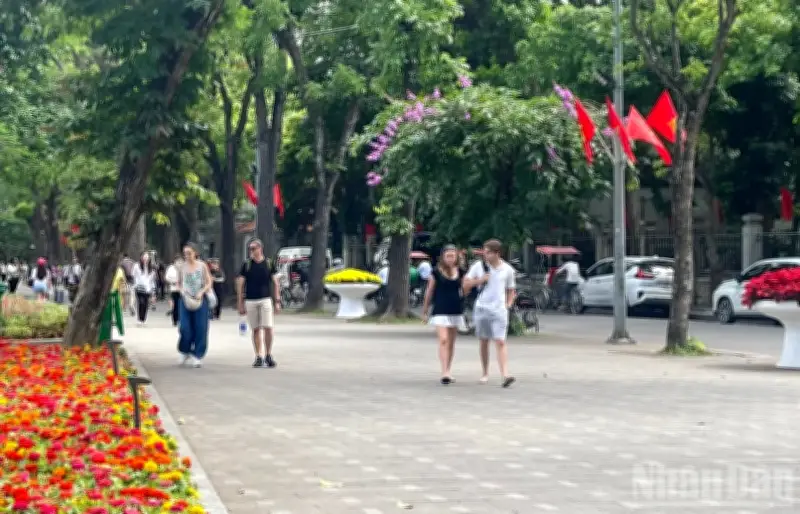 Không khí lạnh tiếp tục ảnh hưởng, miền Bắc mưa dông kéo dài