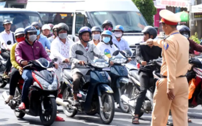 Không để trẻ em ngồi ghế trước ô tô từ 2026