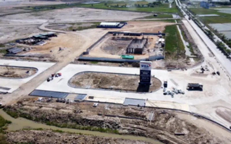 Khu công nghiệp WHA Thanh Hóa rầm rộ thi công, về đích quý I/2027