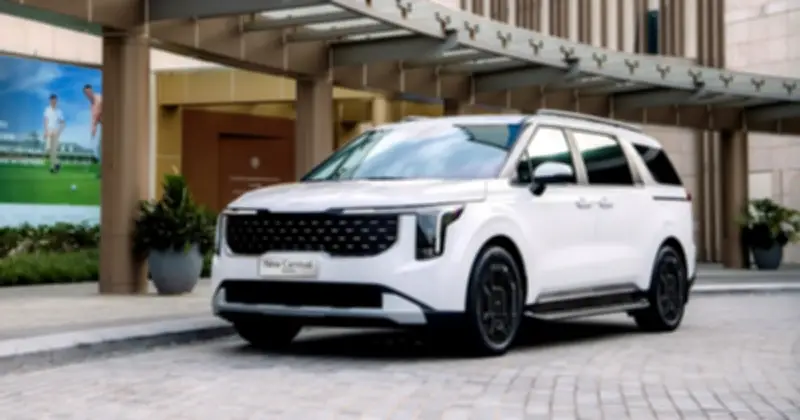 KIA Carnival Hybrid Luxury 8 chỗ giá 1,399 tỉ đồng, bản hybrid rẻ nhất