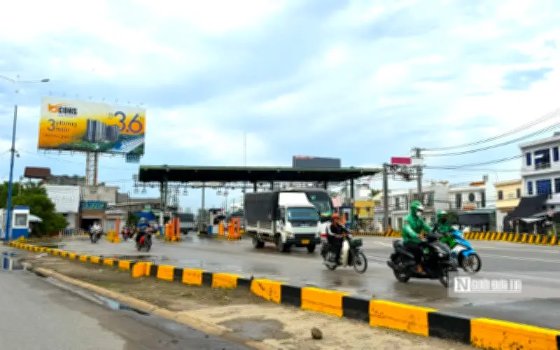 Kiến nghị sớm tháo dỡ trạm thu phí Quốc lộ 13 gây mất an toàn