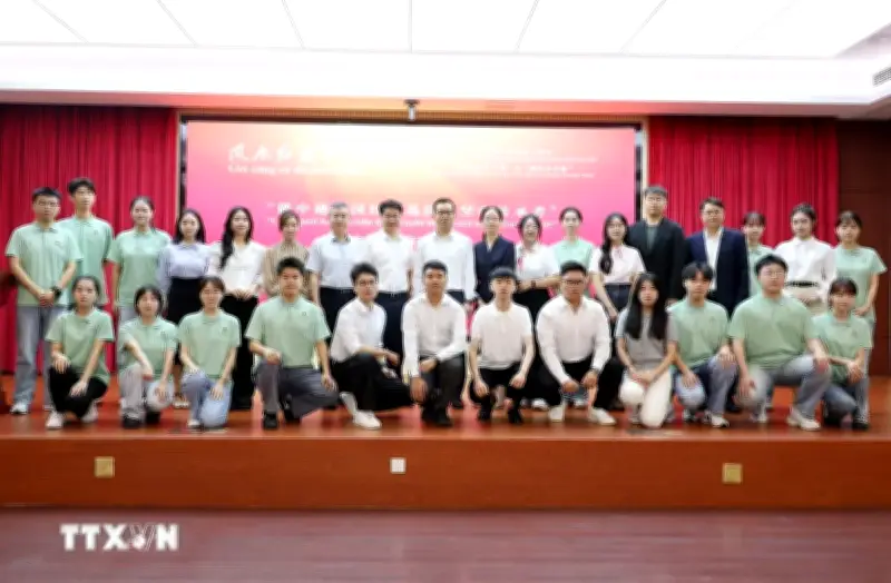 Kiên định truyền thống cách mạng Việt Nam và Trung Quốc