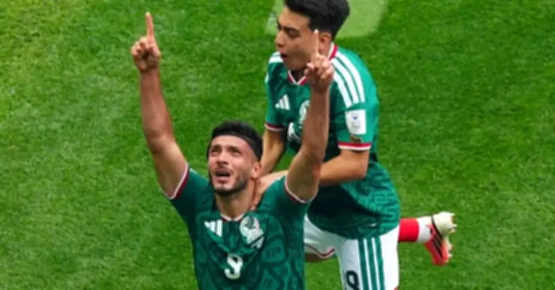 Kết quả bóng đá Mexico vs Nam Phi: Ba thẻ đỏ và nước mắt Raul Jimenez