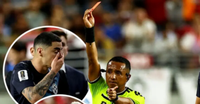 Lý do cầu thủ Paraguay nhận thẻ đỏ hy hữu ở World Cup 2026