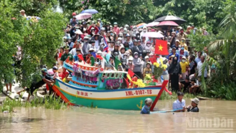 Lễ hội Cúng biển Mỹ Long: Nét đẹp văn hóa biển Vĩnh Long
