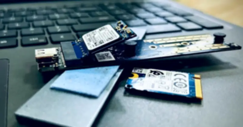Lỗ hổng FROST biến SSD thành công cụ gián điệp lịch sử web
