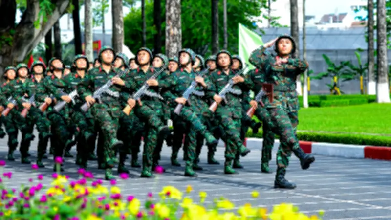 Lễ tuyên thệ chiến sĩ mới Trung đoàn Gia Định: Bước trưởng thành đầu tiên trong quân ngũ