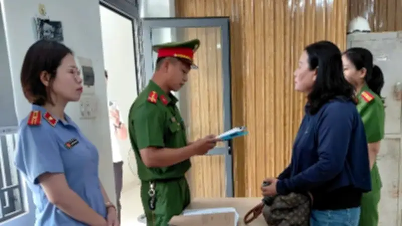 Lừa đảo bán đất tái định cư: chiếm đoạt 240 triệu đồng tiền cọc