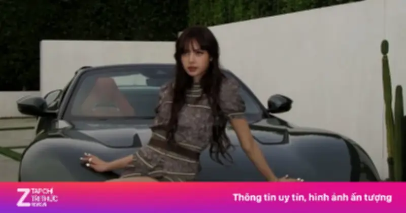Lisa BlackPink sống xa hoa với bộ sưu tập siêu xe Ferrari và Lamborghini