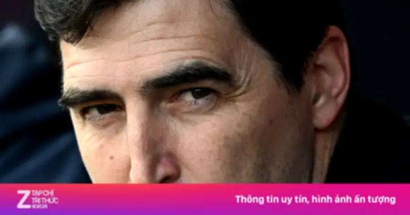 Liverpool chính thức bổ nhiệm Andoni Iraola làm HLV trưởng đến năm 2028