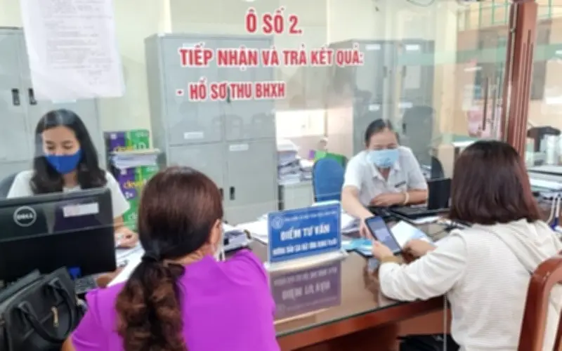 Lạng Sơn phê bình nghiêm khắc các đơn vị để hồ sơ quá hạn nhiều