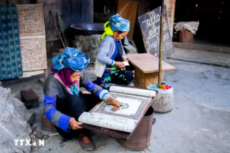 Lùng Tâm: Ngôi làng dệt lanh lưu giữ hồn văn hóa người Mông giữa cao nguyên đá