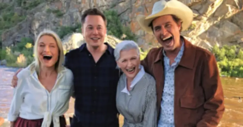 Mẹ Elon Musk: Không la mắng, dạy con tự lập và trách nhiệm