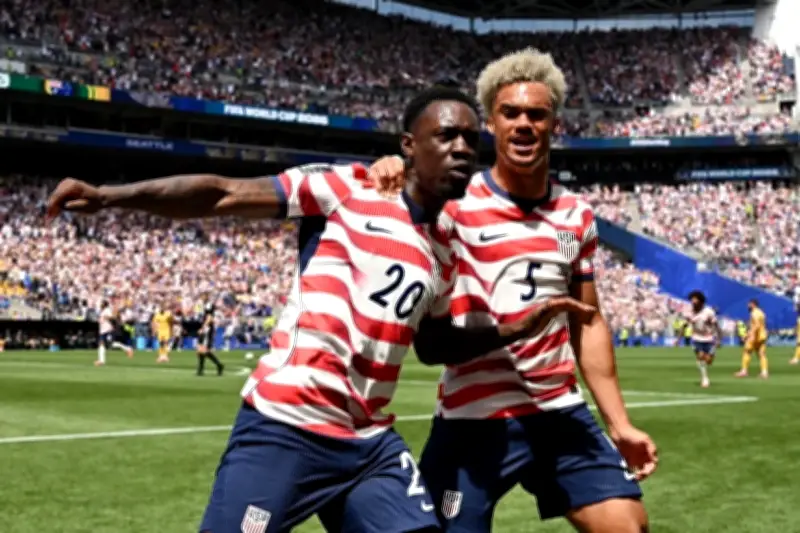 Mỹ thắng Australia nhờ quà tặng, giành vé vòng 1/16 World Cup 2026