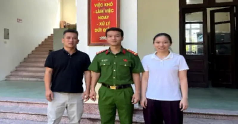 Mang 142 triệu đồng chuyển nhầm đến công an trả lại