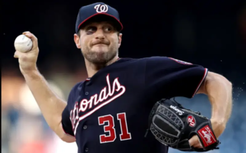 Max Scherzer: Huyền thoại bóng chày với đôi mắt hai màu hiếm gặp