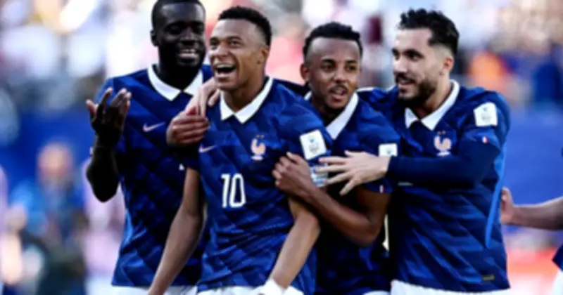 Mbappe gây sốc: 'Messi xuất sắc nhất cùng Ronaldo' tại World Cup 2026