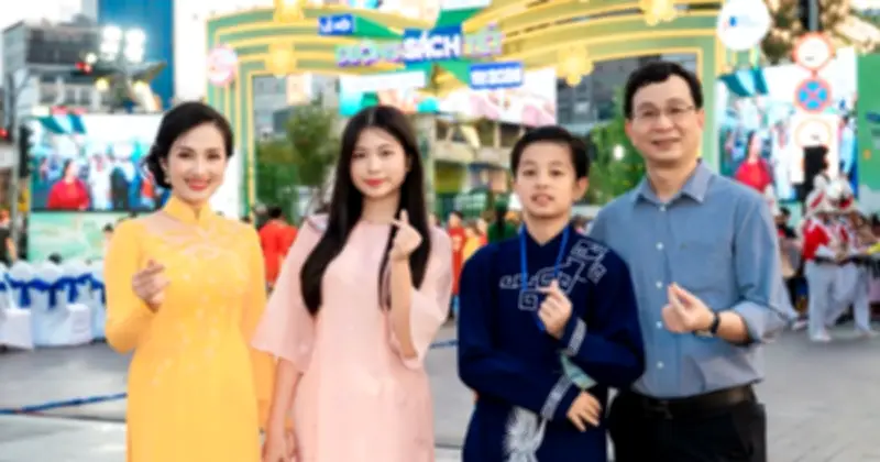 MC Phương Thảo: 25 năm kể chuyện Sài Gòn bằng giọng nói truyền cảm