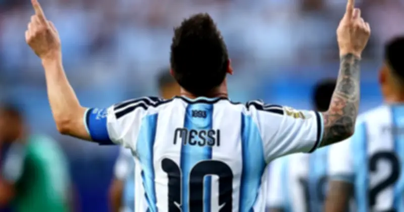 Messi vĩ đại vượt mọi kỷ lục, tận hưởng từng khoảnh khắc World Cup