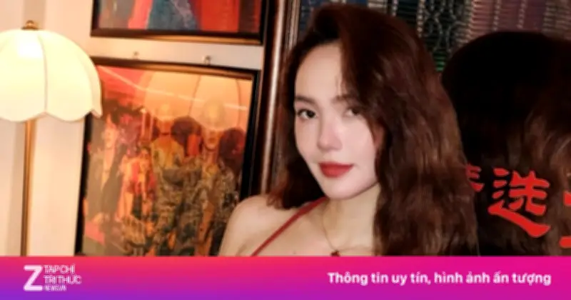 Minh Hằng ngại ngùng khi xem lại cảnh mặc bikini trong 'Vừa đi vừa khóc'