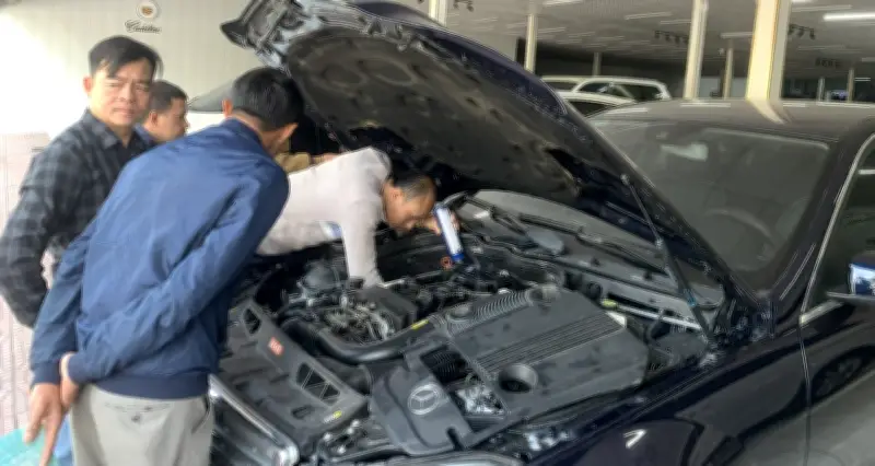 Mua ô tô cũ: Tuyệt chiêu bắt bệnh xe kém chất lượng, tránh mất tiền oan