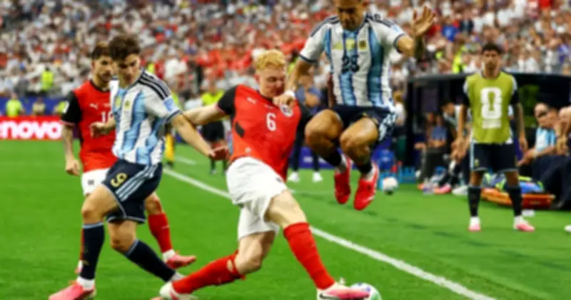 Đàn em Messi tuyên bố gây sốc, Atletico Madrid ra thông báo khẩn