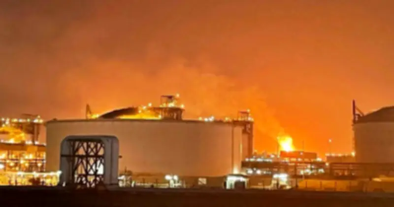 Nổ lớn tại cơ sở LNG Qatar: 54 người bị thương, 18 mất tích