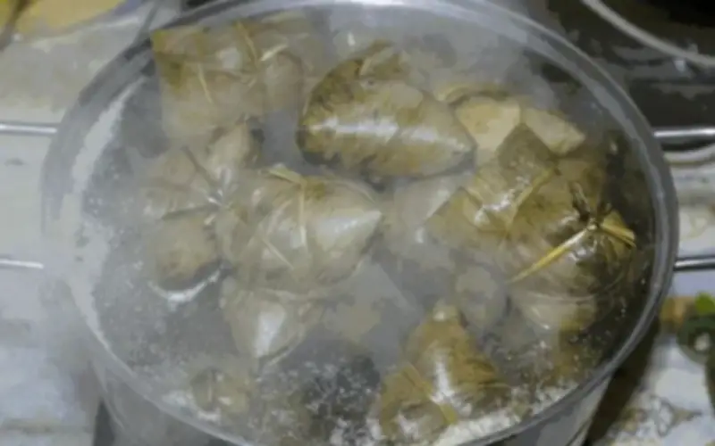 Nổ nồi áp suất khi nấu bánh ú ở Quảng Đông, cả căn bếp tan hoang