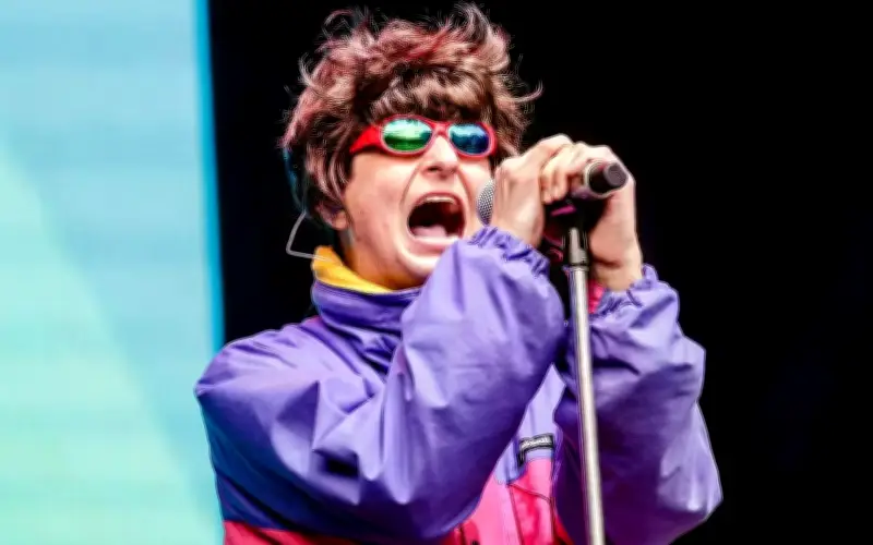 Nam ca sĩ Oliver Tree qua đời ở tuổi 33 sau tai nạn trực thăng tại Brazil