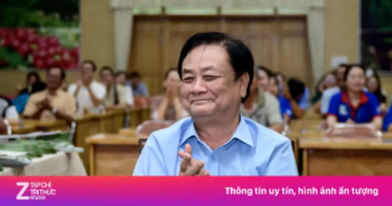 Ông Lê Minh Hoan: 'Không có nghề thấp kém' qua tuyển tập 'Mỗi nghề một bông hoa'