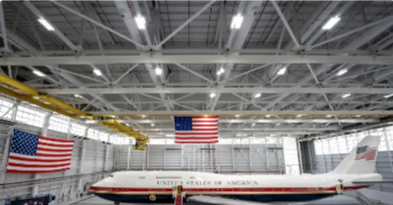 Ông Trump ra mắt 'chuyện cổ không lực một mỏi'