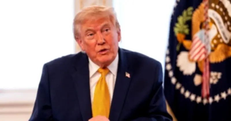Ông Trump xác nhận Mỹ giám sát cơ sở hạt nhân Iran bằng vệ tinh