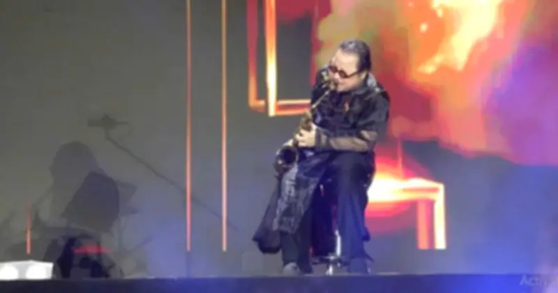 Nghệ sĩ saxophone Trần Mạnh Tuấn xúc động trong đêm nhạc Trịnh Công Sơn tại Quảng Trị