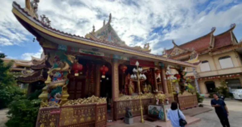 Ngôi chùa Việt 200 tuổi ở Bangkok được vinh danh du lịch