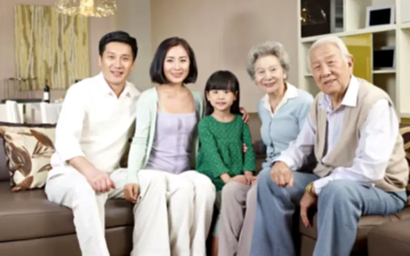 Người khôn ngoan tránh xa 2 việc của con cái để gia đình hạnh phúc