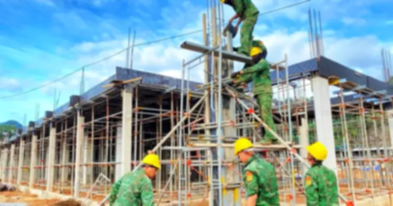Người lính biên phòng Đà Nẵng xây trường nội trú giữa đại ngàn