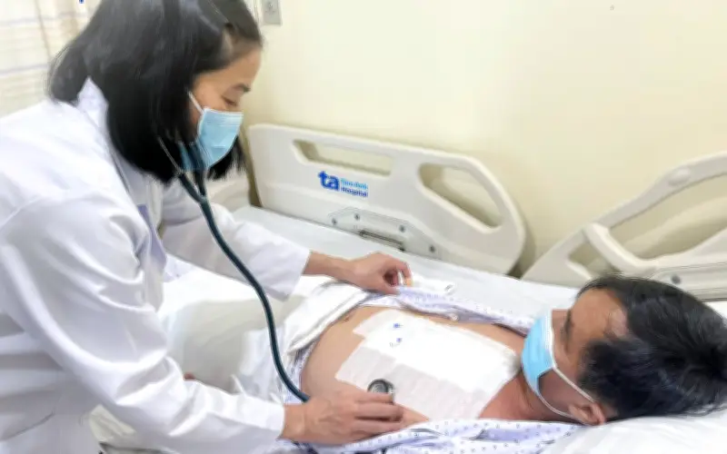 Người đàn ông 57 tuổi bị suy van tim vì chủ quan với sâu răng, bất ngờ vì những biến chứng