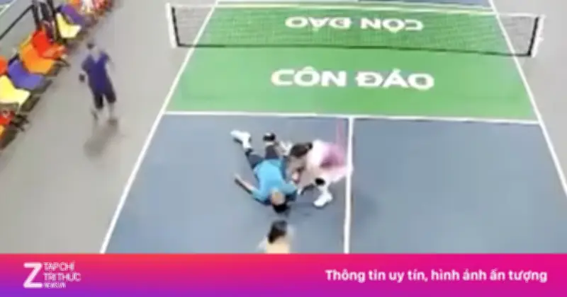 Người đàn ông TP.HCM bất ngờ đổ gục khi chơi pickleball