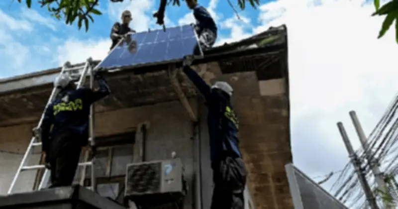Người Philippines đổ xô lắp pin mặt trời giữa giá điện cao nhất khu vực