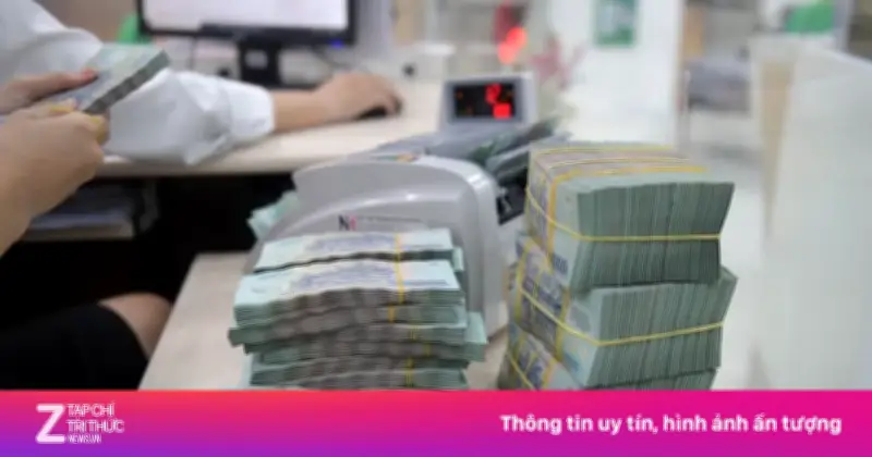 Ngân hàng tăng mạnh lãi suất huy động: Lý do và dự báo cuối năm