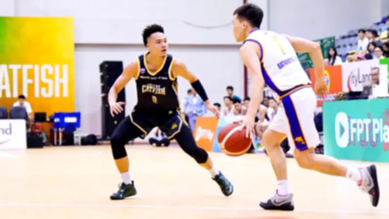 Nha Trang Dolphins hạ Cantho Catfish 84-69, Chris Bryant tỏa sáng