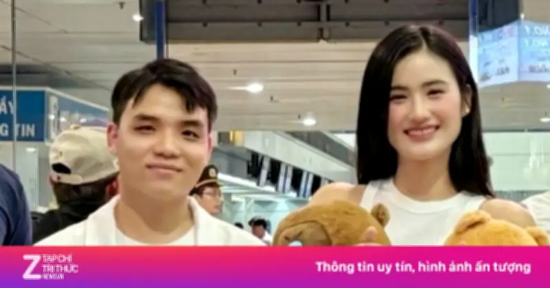 Ý Nhi phủ nhận tin bạn trai cầu hôn, nói chỉ là khoảnh khắc ở trường