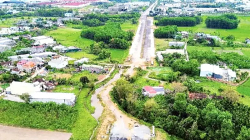 Nhiều dự án hạ tầng ở Quảng Ngãi chậm tiến độ vì vướng giải phóng mặt bằng