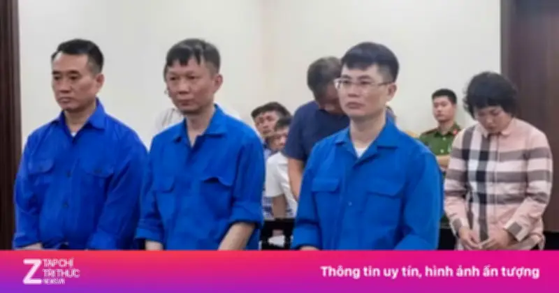 Nhóm cựu cán bộ nhận tiền 'bảo kê' vi phạm xây dựng sắp hầu tòa