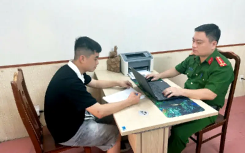 Nhận tiền lộc chạy ăn: Chiêu lừa đảo mới chiếm đoạt tài sản